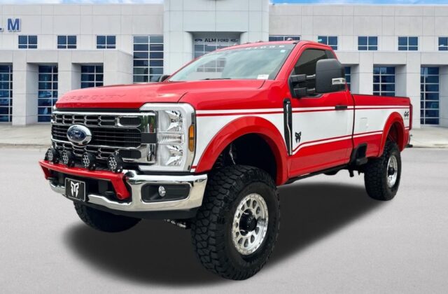 This Ford Dealer Knows How to Sell Trucks: Make Them Look Old