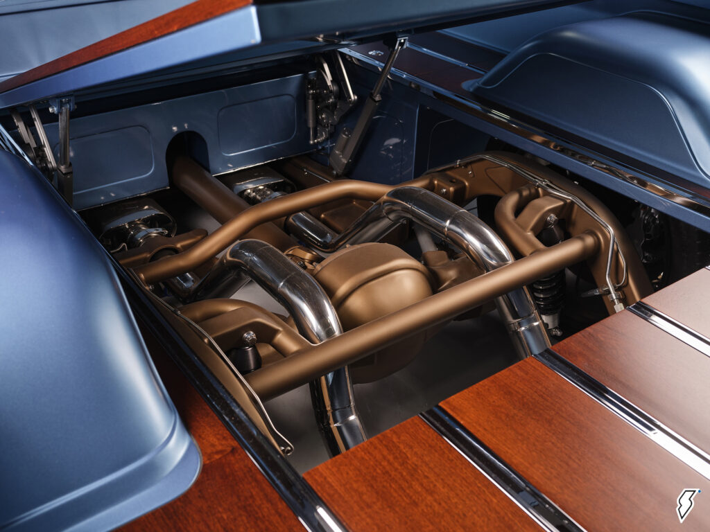 custom rear axle and chassis assembly under truck bed floor
